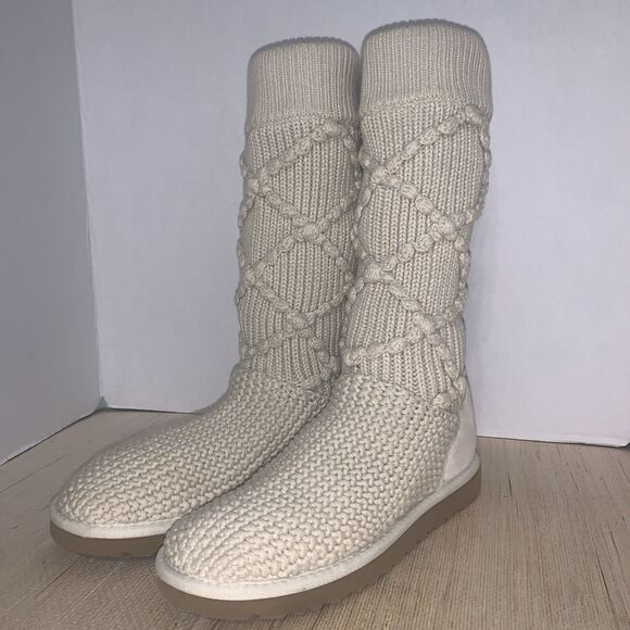 UGG 5879 Beige Textured Textile MidCalf Boots Sheepskin Lining Women’s Size 7 - Picture 1 of 13